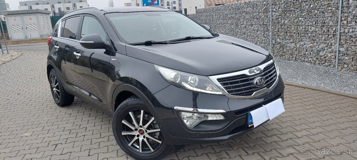 Kia Sportage 2.0.CRDI 4X4 KÚPENÉ V SR  130000KM