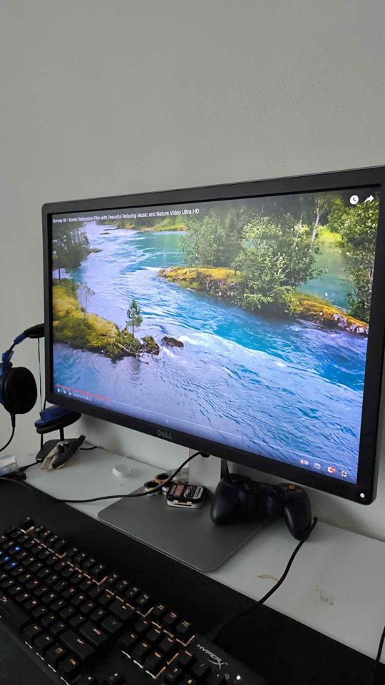 Monitor DELL P2714H