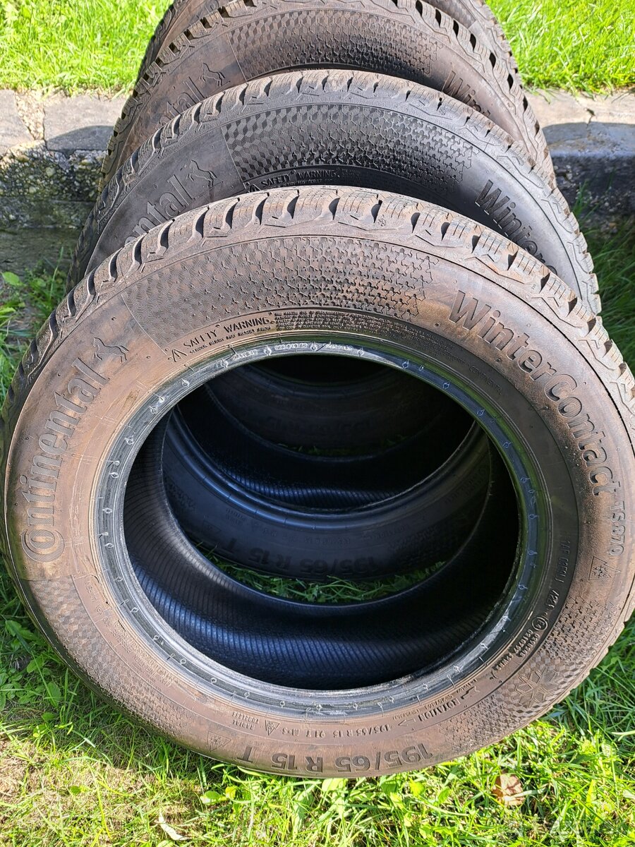 Zimne pneu 195/65 r15 Continental