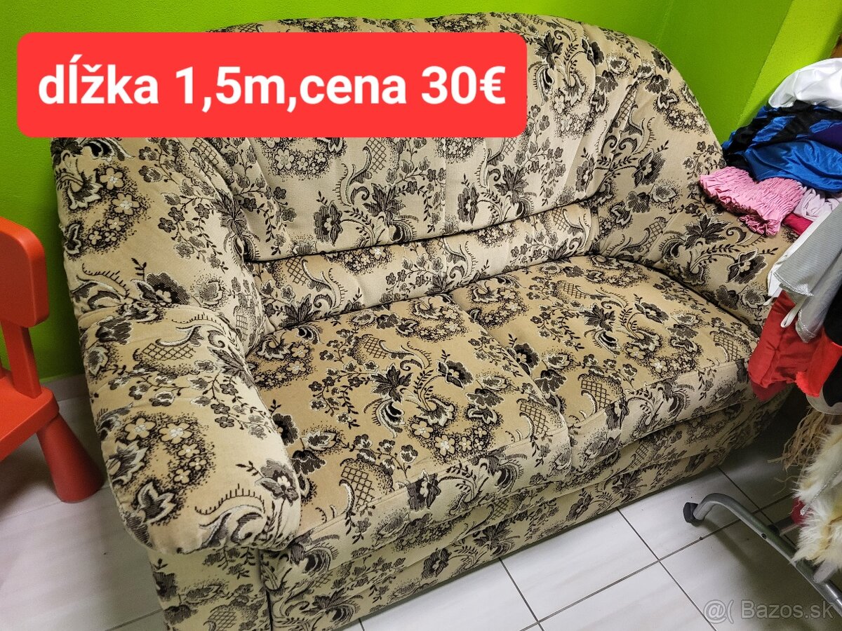 Dvojsedacka s úložným priestorom