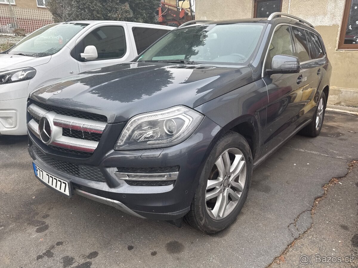 Prodám Mercedes-Benz GL350 BLUETEC 4MATIC.