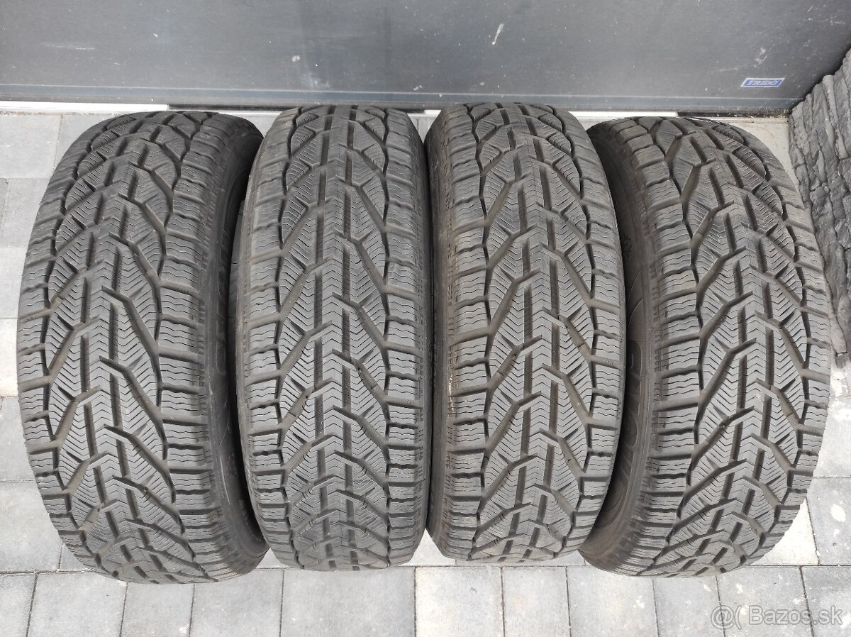 Zimné pneumatiky 215/60R17 Sebring