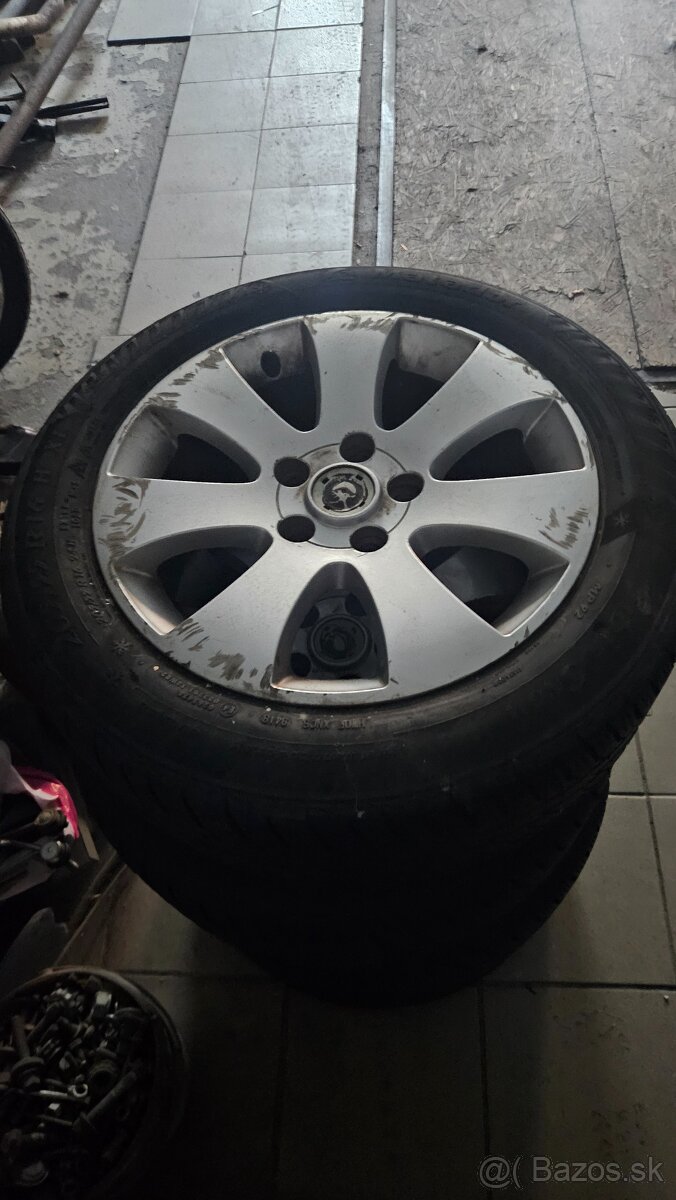 Octavia disky + zimné pneu 205/55 R16