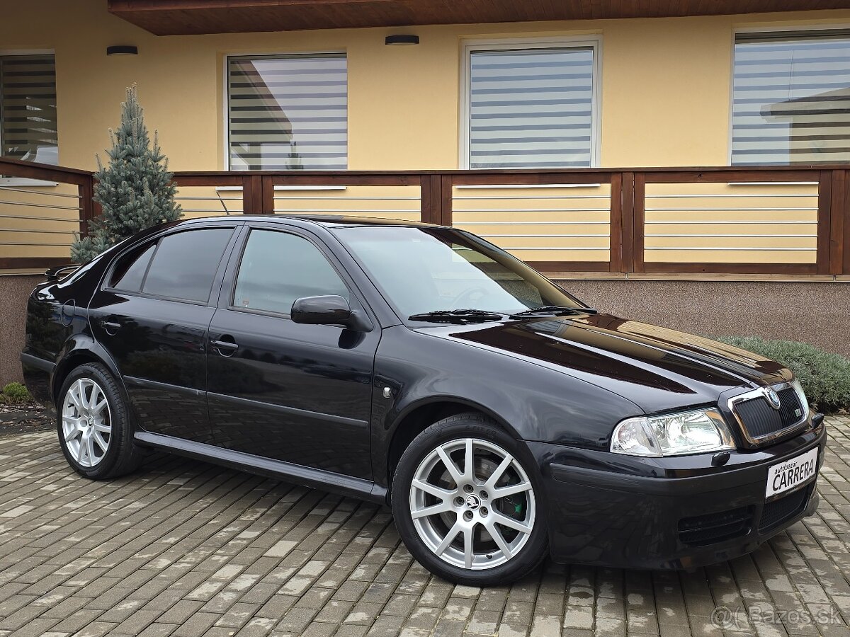 Škoda Octavia 1.8 T RS Sedan