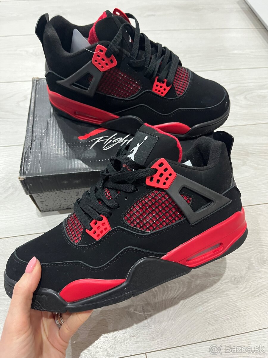 Jordan 4 tenisky