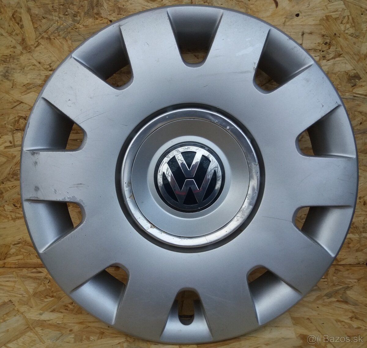 R15 PUKLICA VW PASSAT B5.5