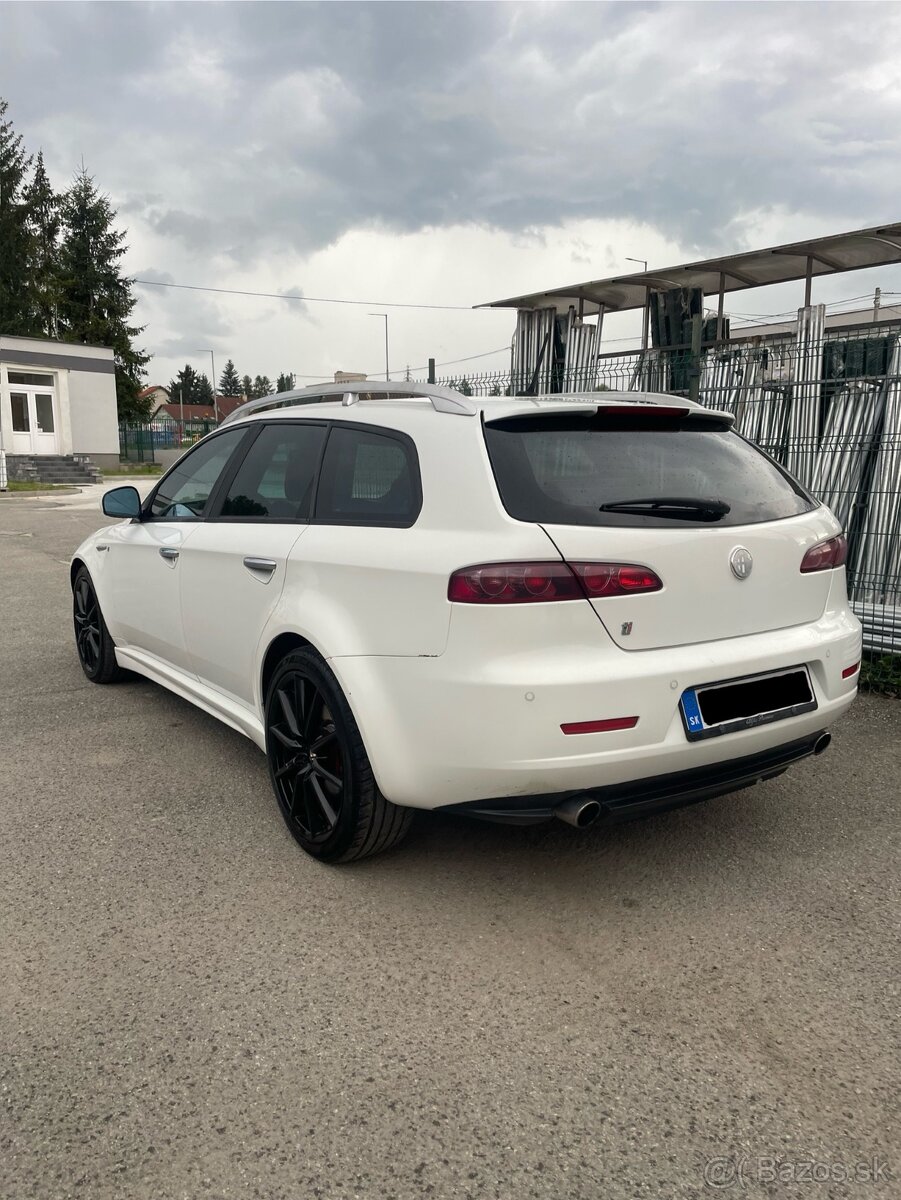 Alfa Romeo 159 2.4 JTDm Ti Automat