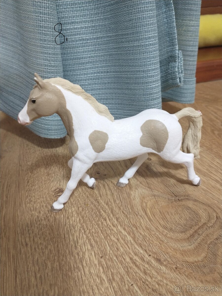 Schleich kone