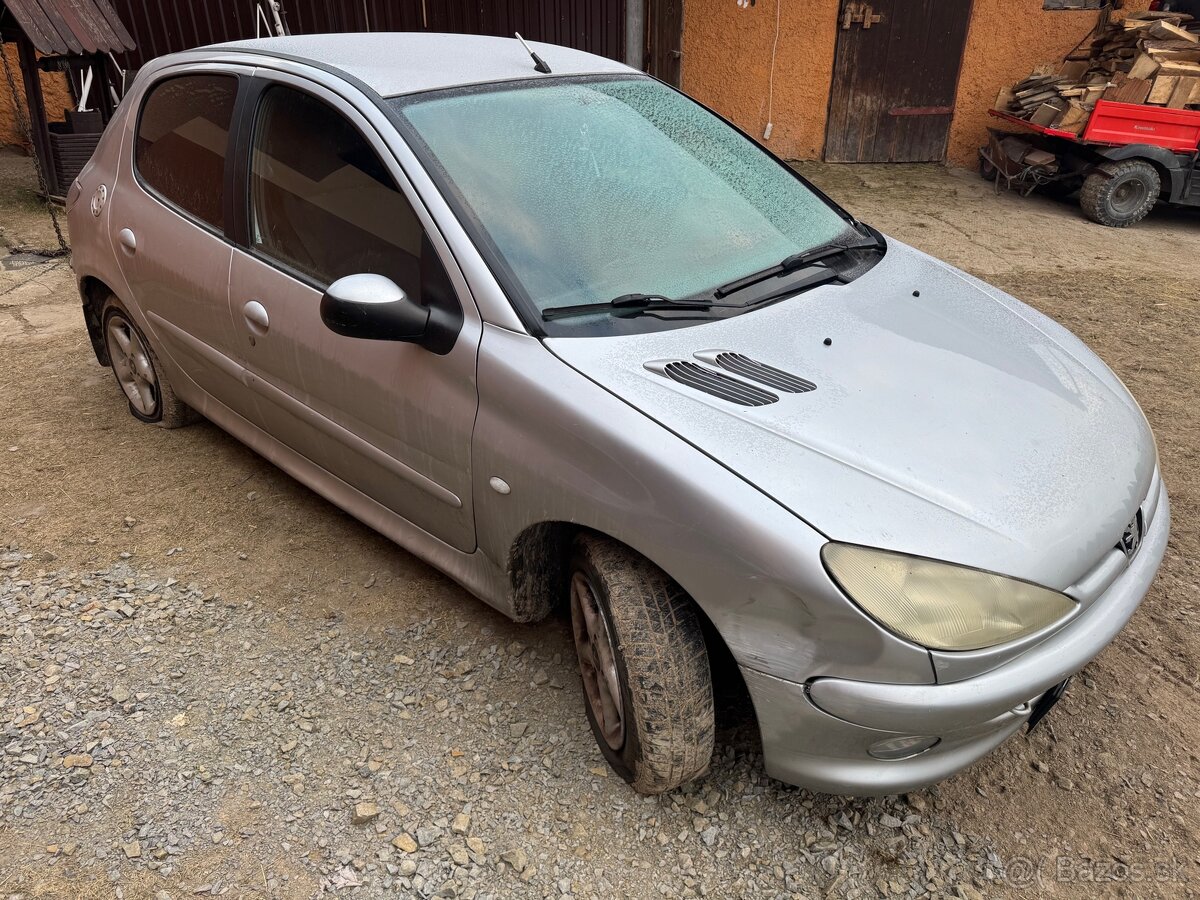 Peugeot 206