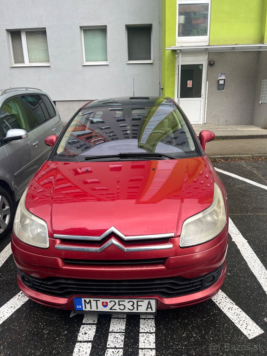 Citroën C4 coupe 2005 - 1 200€