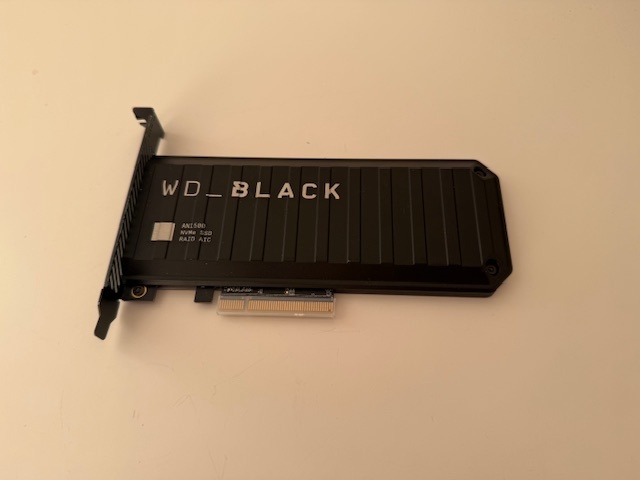 WD_BLACK AN1500 NVMe SSD 1TB  (nové)