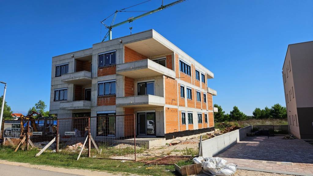 CHORVÁTSKO - Apartmány v novostavbe - PRIVLAKA