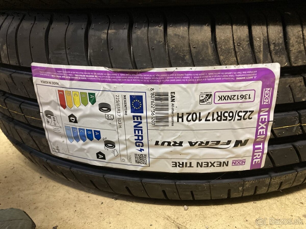 Nexen 225/65 R17 nové 2ks