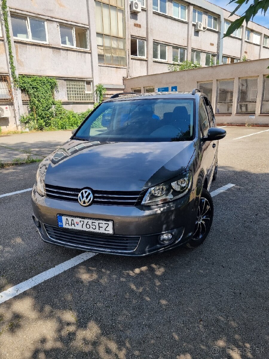 Volkswagen touran