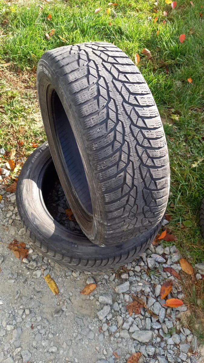 215/55R17. 98H  Nokian zimné