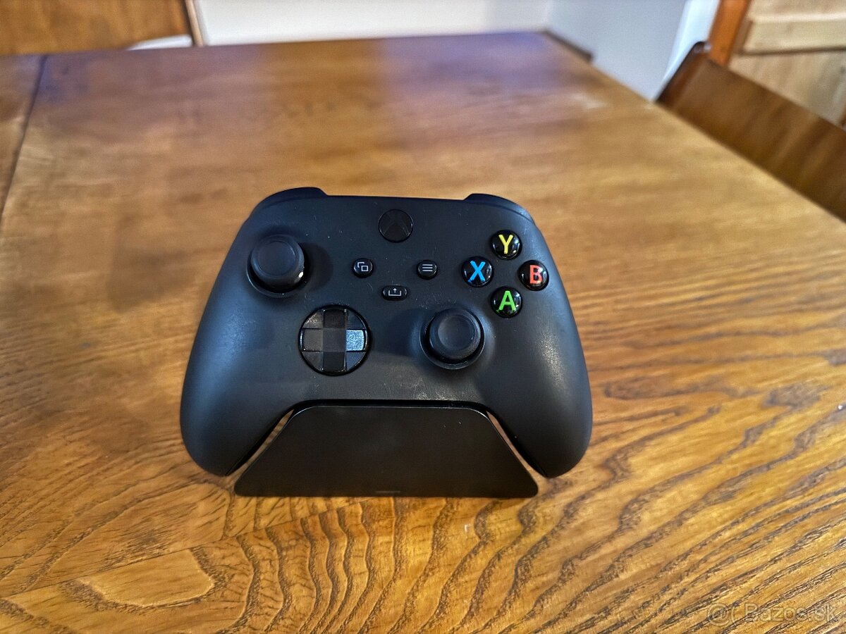 Predám Xbox wireless controler Black