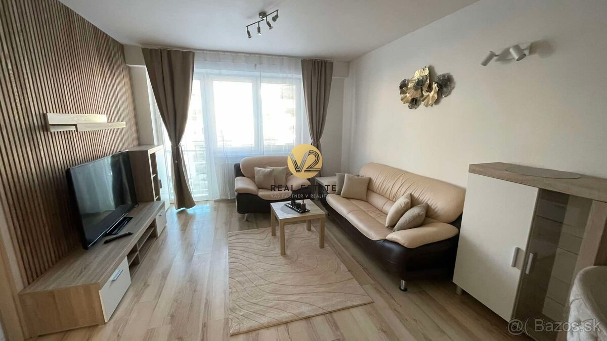 FOR RENT  NA PRENÁJOM 2-izbový byt Nitra - centrum 