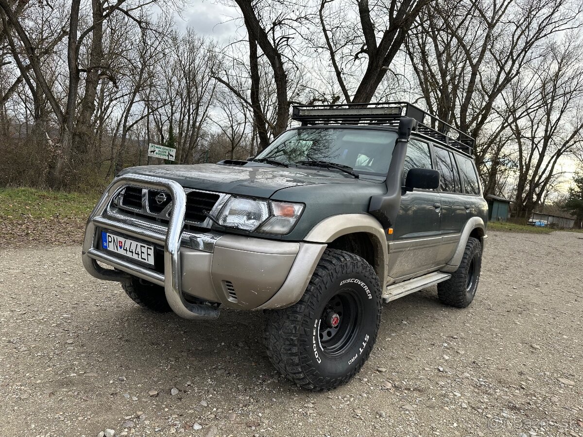 Nissan Patrol Y61 Wagon