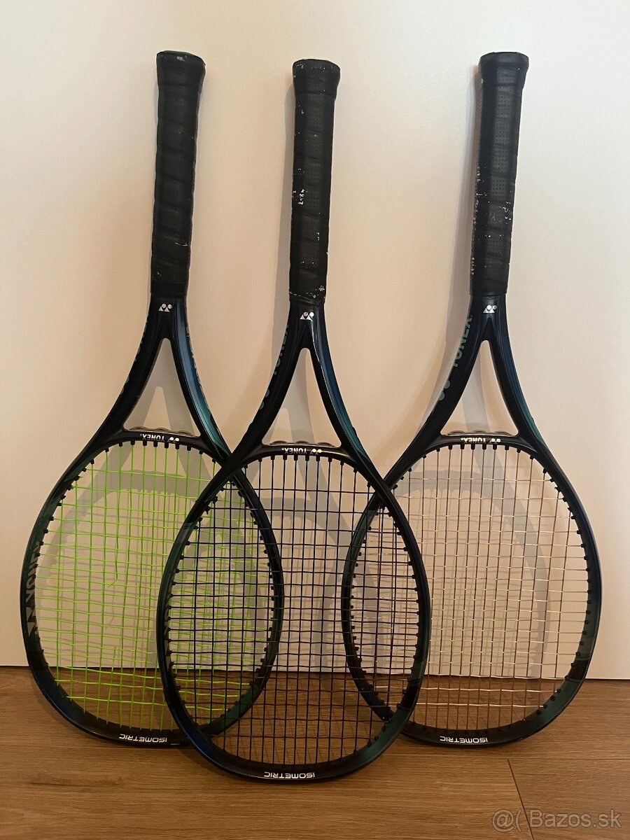 Tenisova raketa YONEX