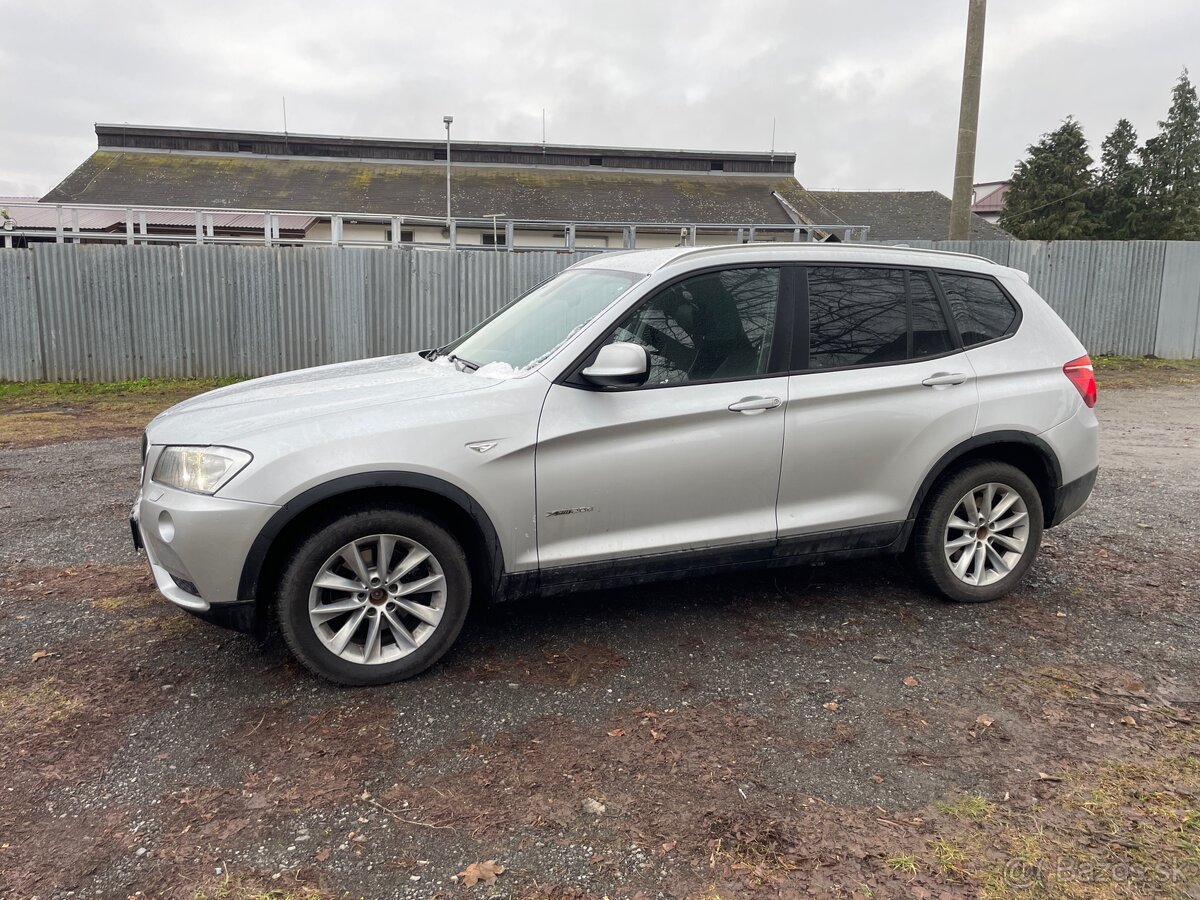 BMW F25 X3 2011