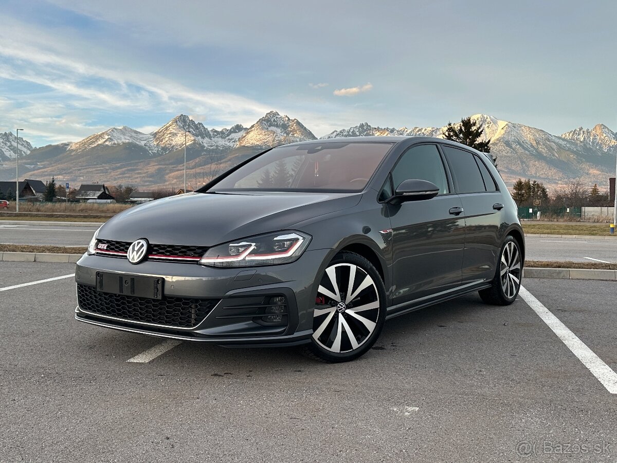 Volkswagen Golf GTI 2.0 TSI DSG Performance v ZÁRUKE