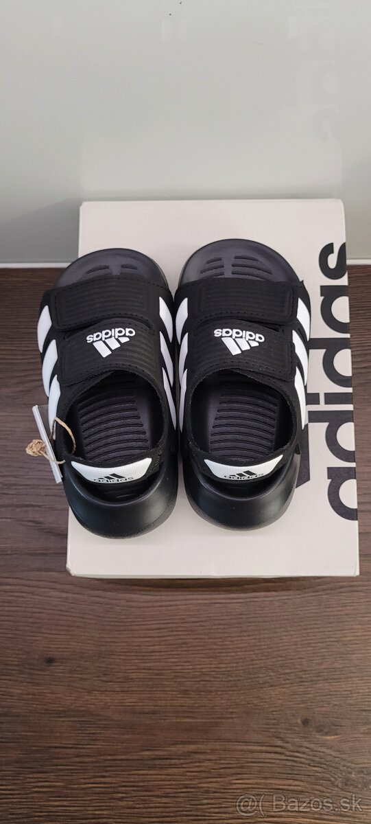 Sandále Adidas 21