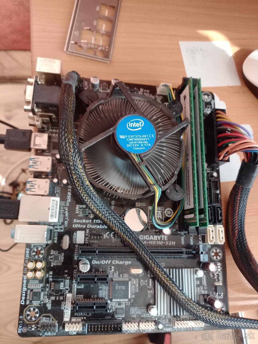 Gigabyte GA-H81M-S2H