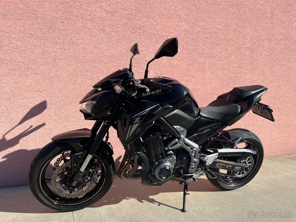 Kawasaki Z900, rok 2017, 13000km 1 rok záruka