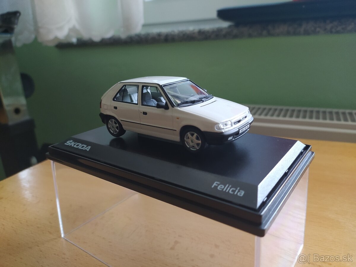 Model Škoda Felicia biela 1:43