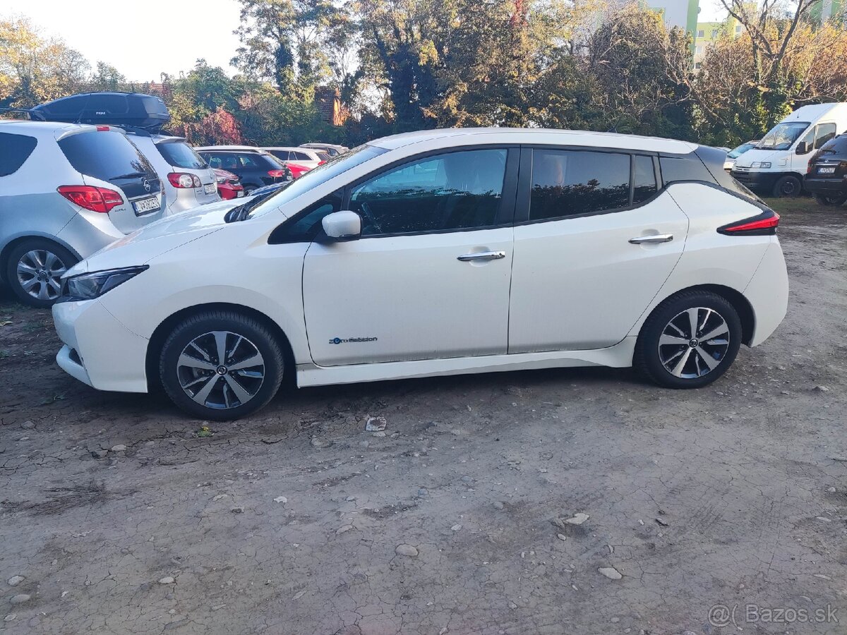 Leaf vo výbave Acenta r.2020, 39tis.km, len za 9.999€ + DPH