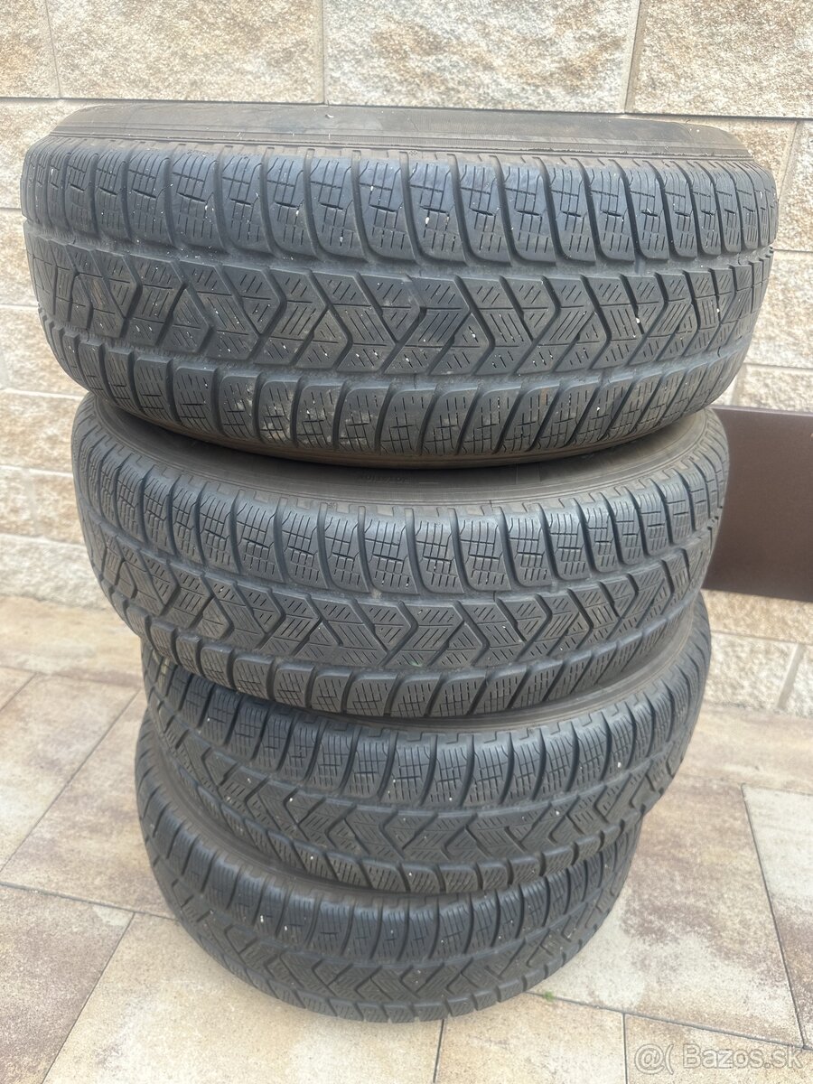 Pirelli 215/65 R16