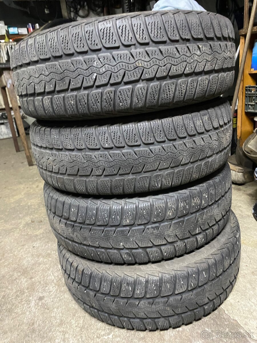 Predám 4ks zimné pneumatiky 175/65 R14