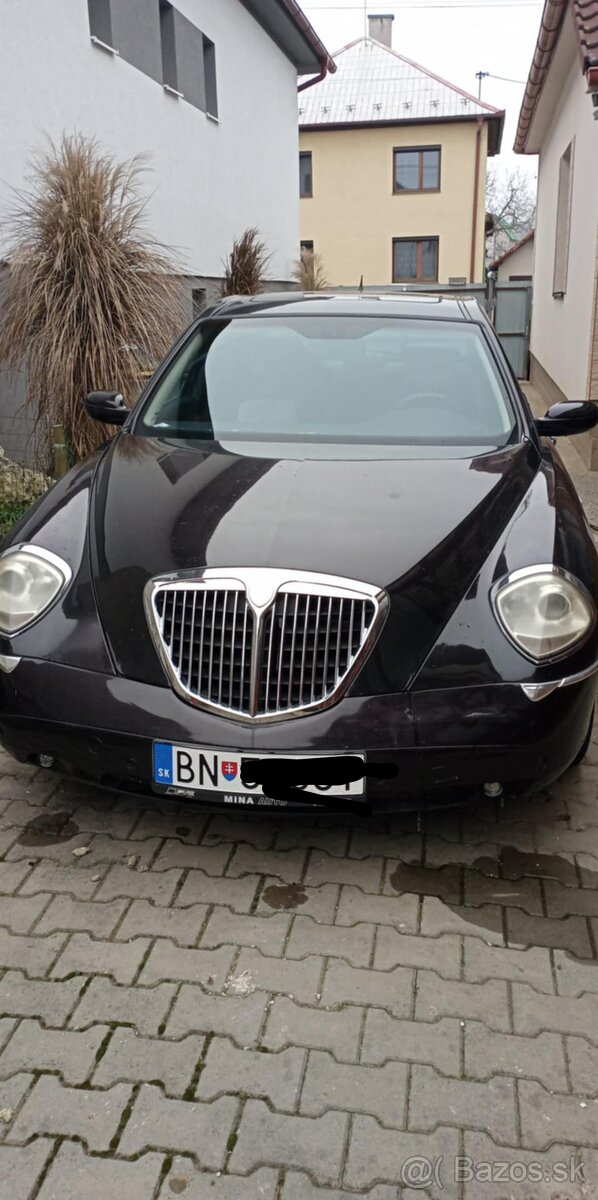 Lancia Thesis