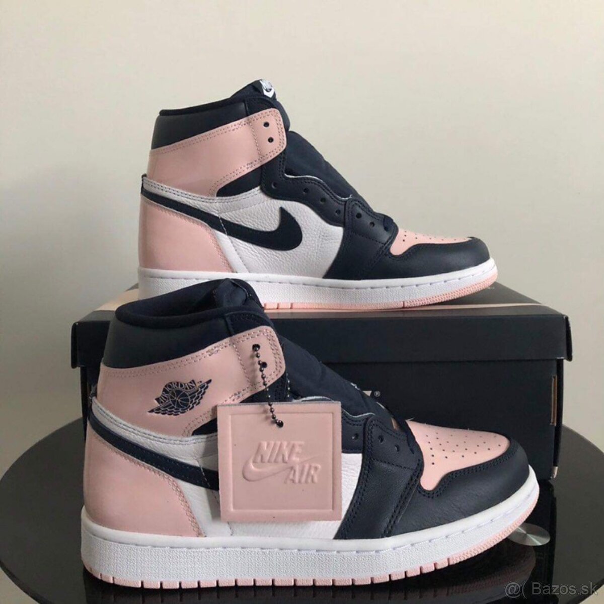 Nike Air Jordan 1 High Bubble Gum