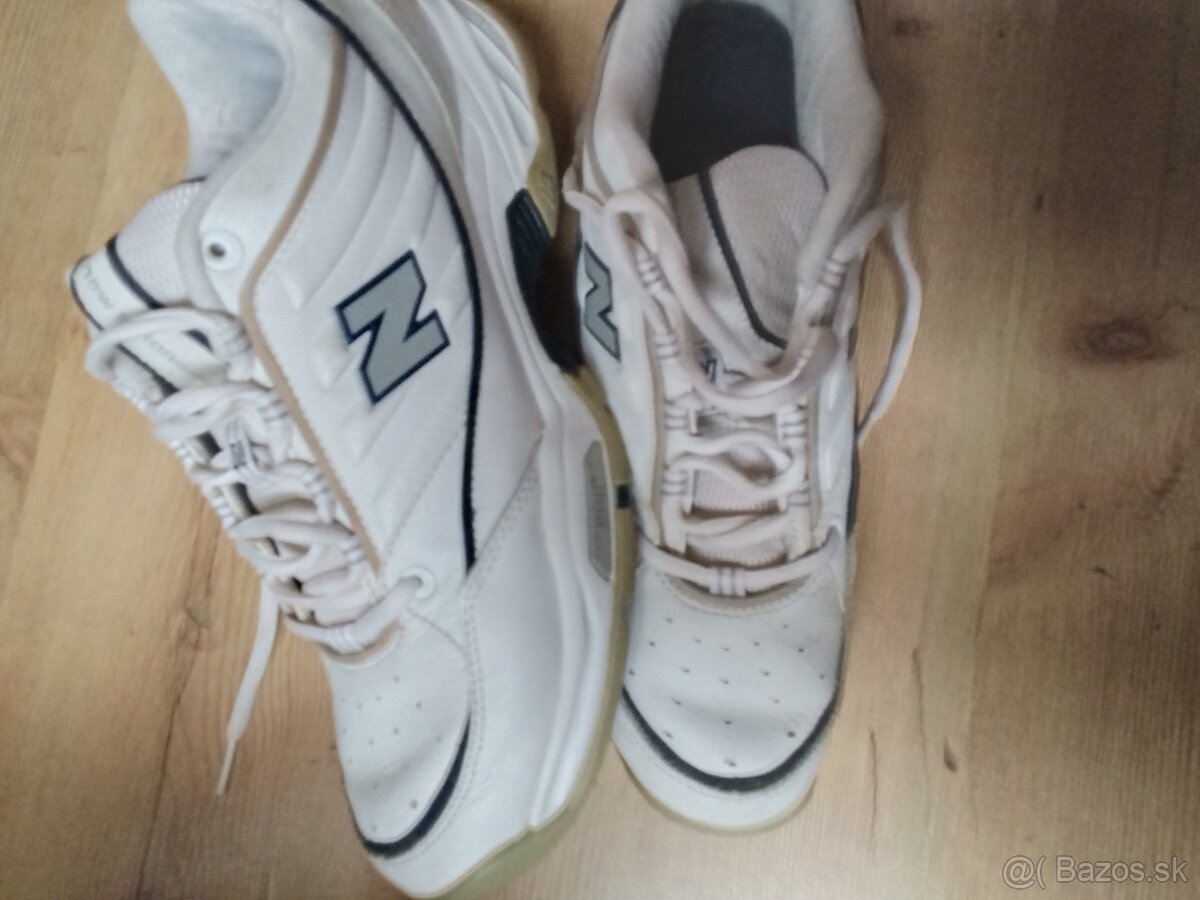 new balance tenisky