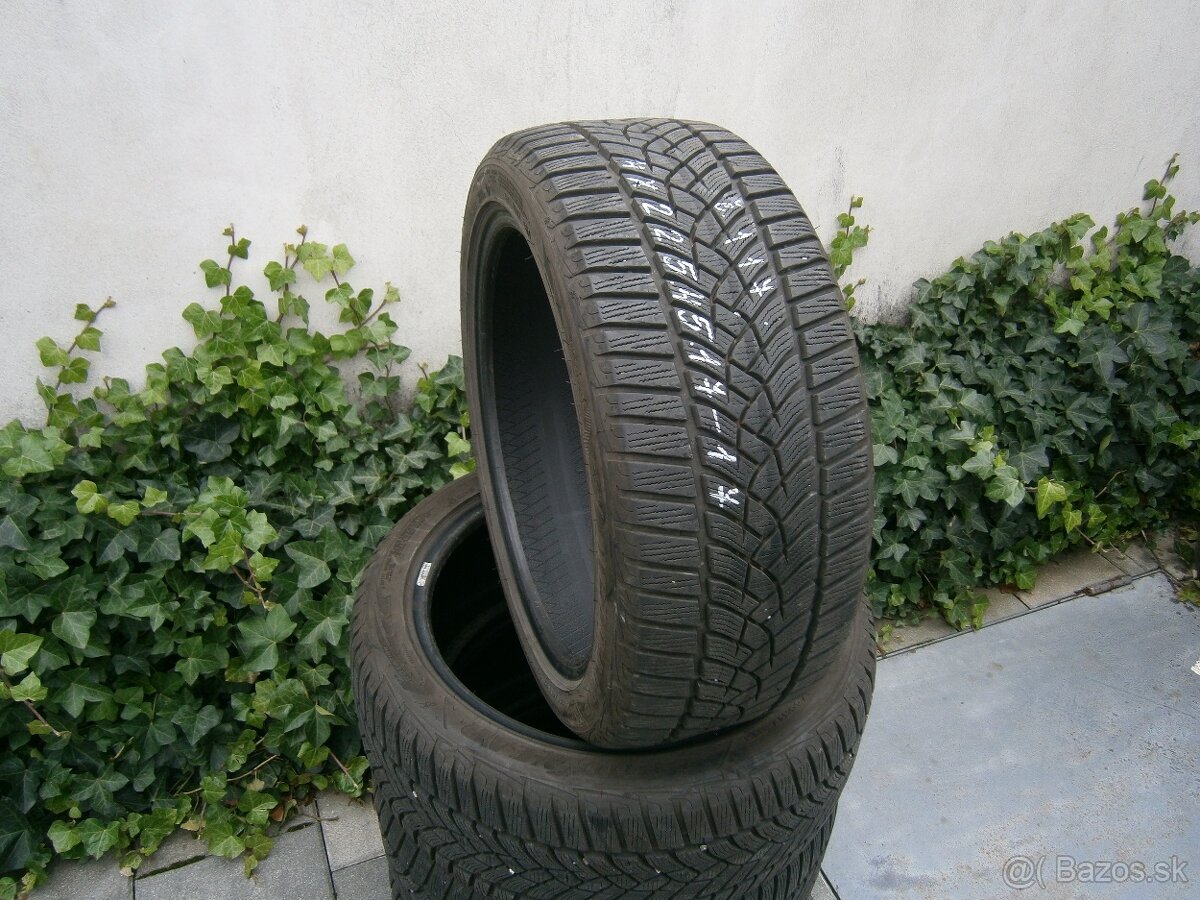 Predám 4x zimné pneu Goodyear 225/45 R17 91HXL