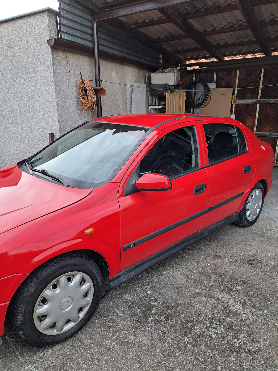 predám opel astra 1,6