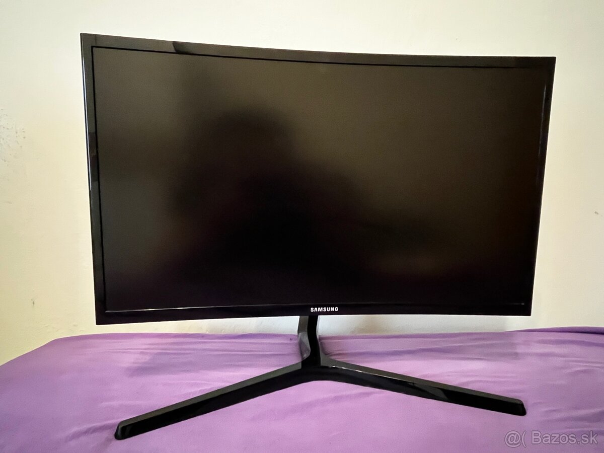 Samsung C24CRG50 24” VA LED monitor