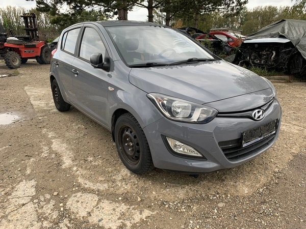 Hyundai i20 facelift 2010-2014