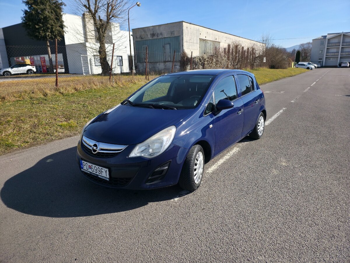 Opel Corsa 1.2 auto po osobe ZŤP