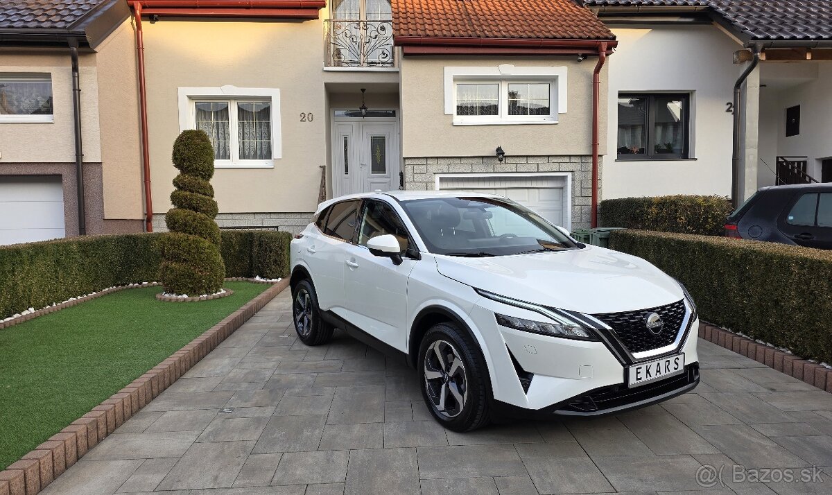 Nissan Qashqai 1.3 DIG-T 158 Mild Hybrid N-Connecta X-Tronic