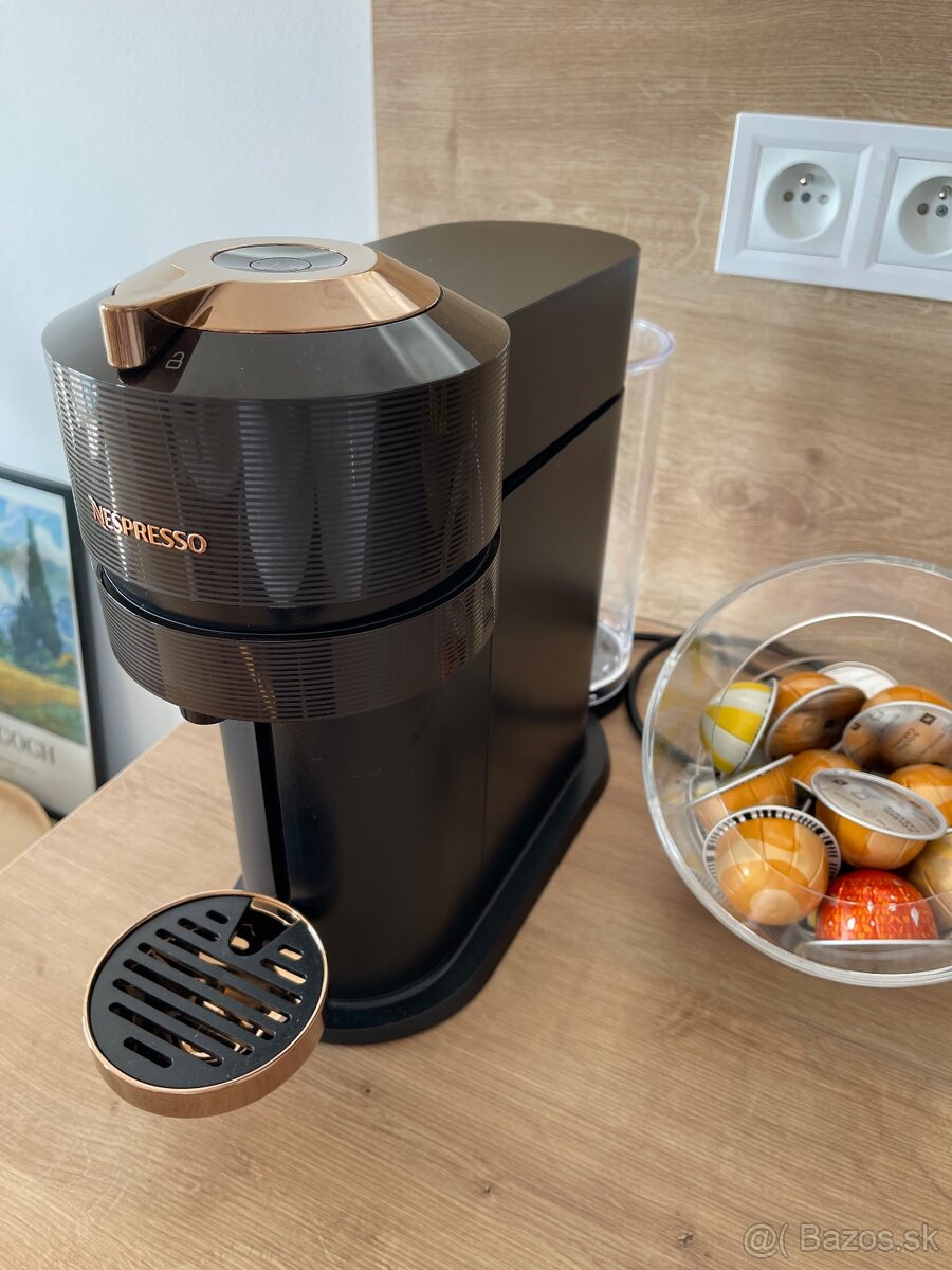 Nespresso Vertuo Next Premium + nádoba na kapsule zadarmo