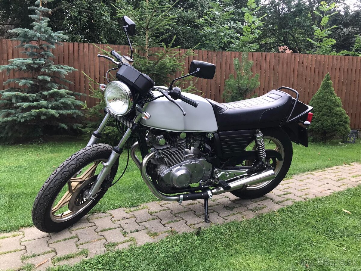 suzuki gs450S