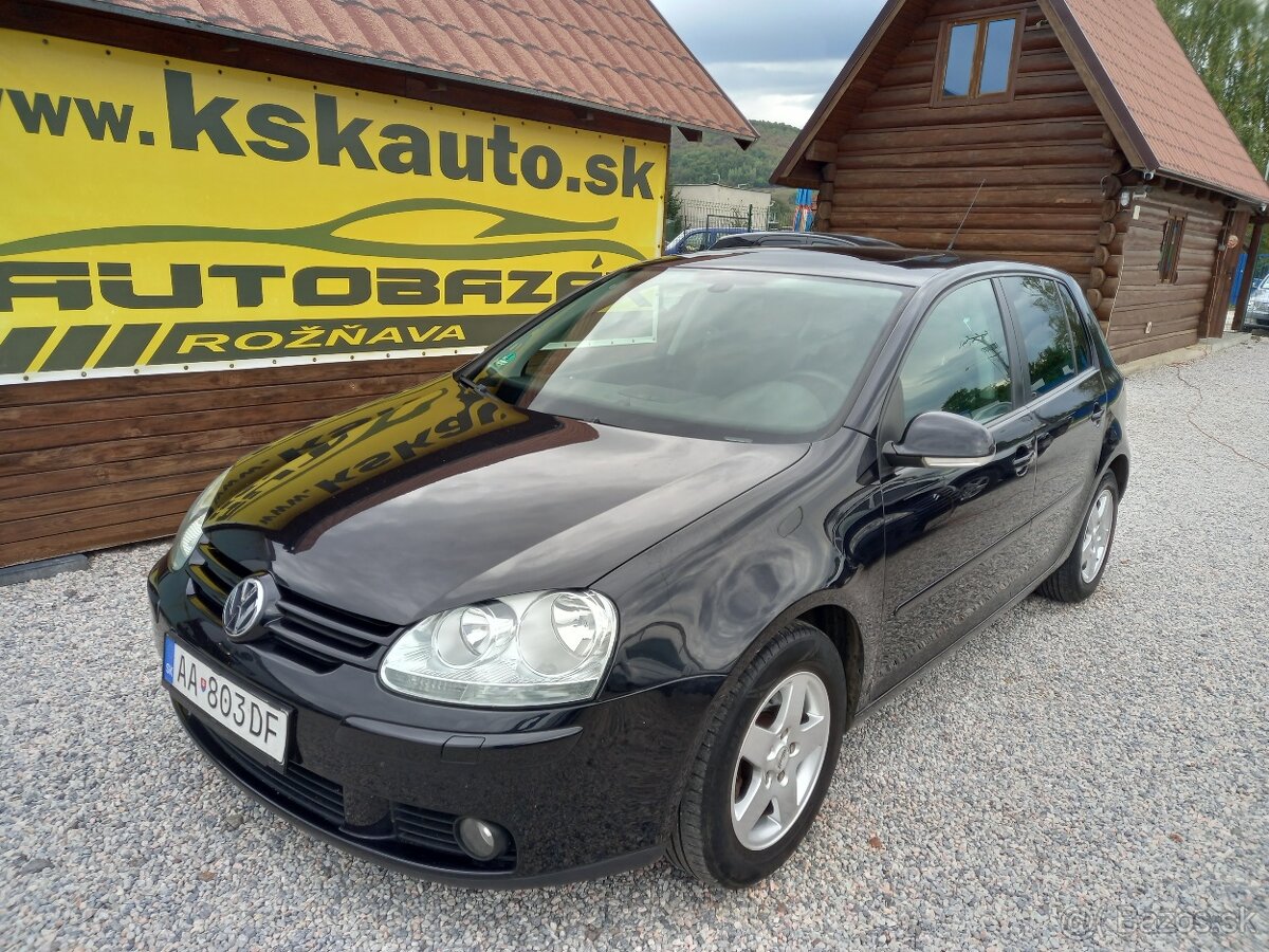 Volkswagen Golf 1.6i 75kw M5