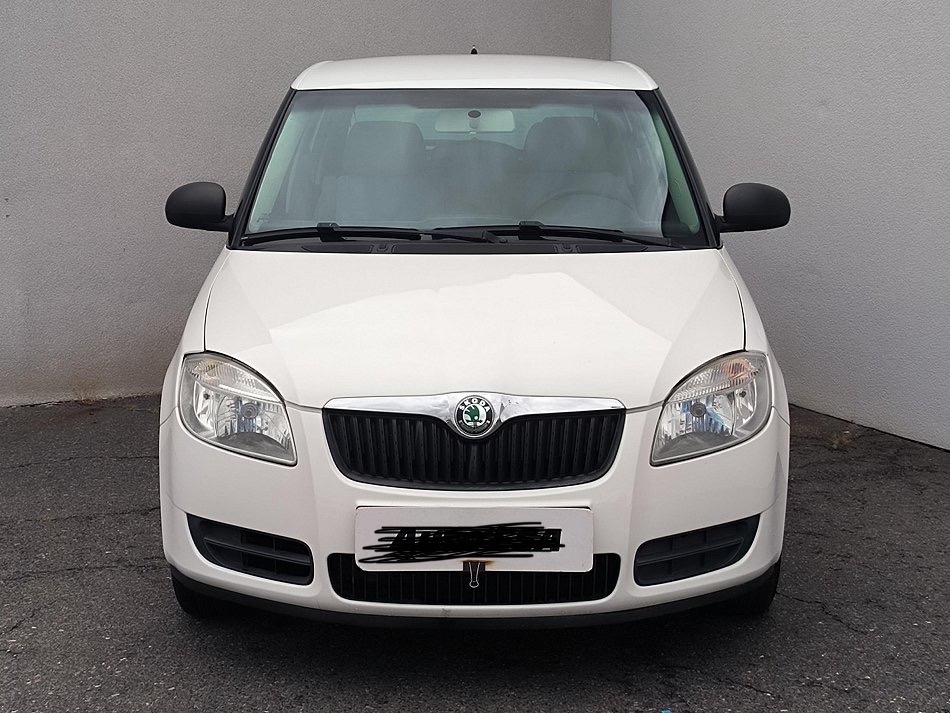 Kúpim 2x Škoda Fabiu II  /  I will buy 2x Škoda Fabia II