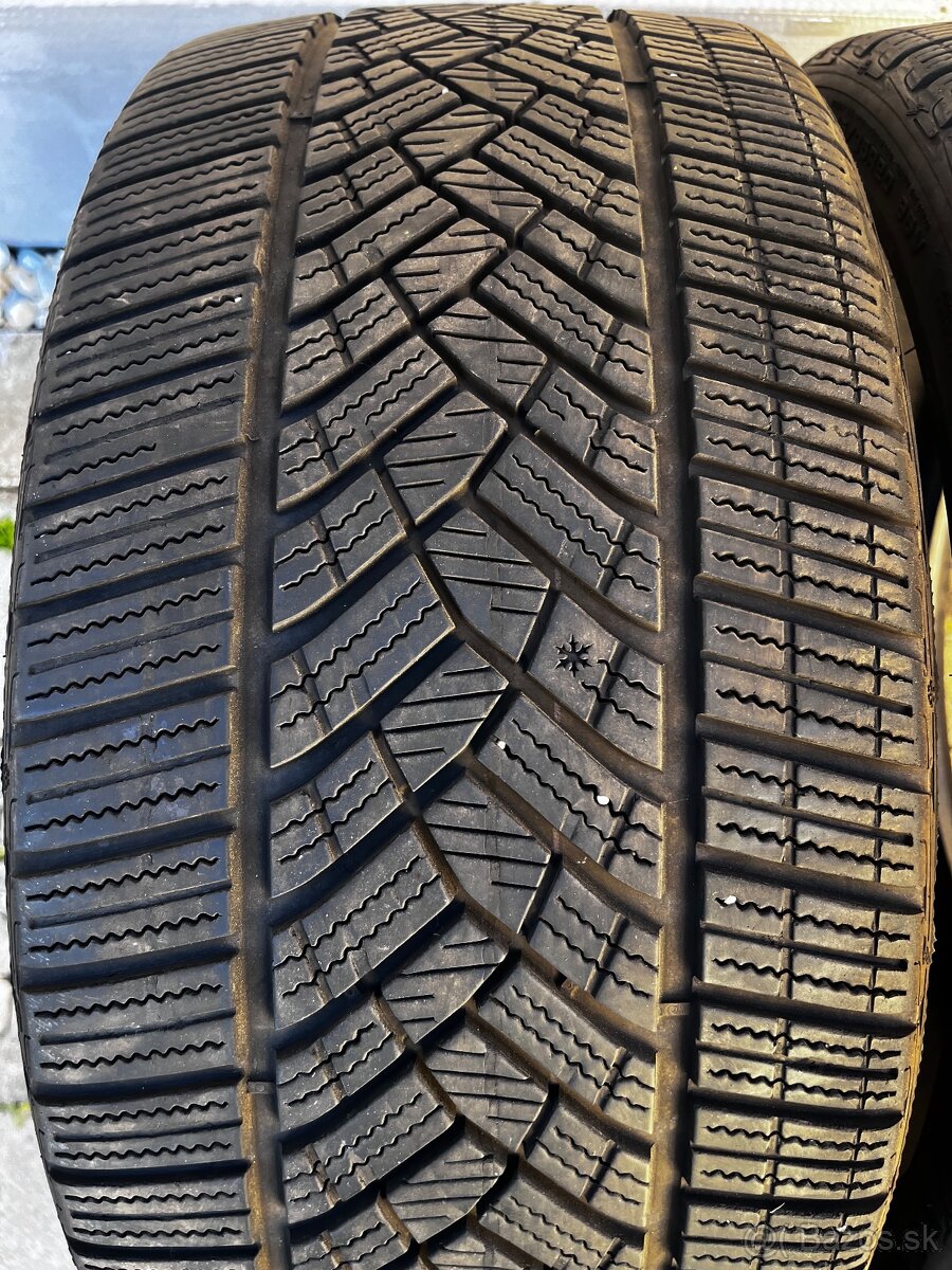 245/35R20 Good Year zimne