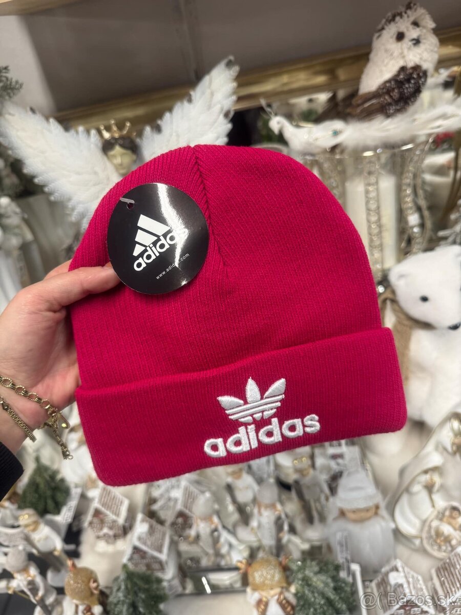 Adidas ružová čiapka