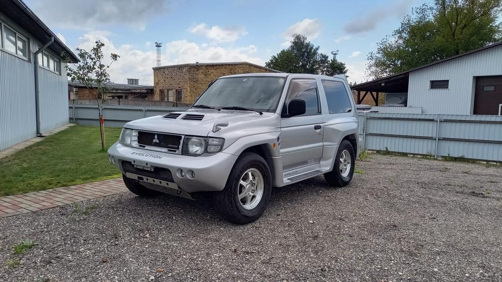 Mitsubishi Pajero Evolution 1997 JDM LHD Dakar homologácia