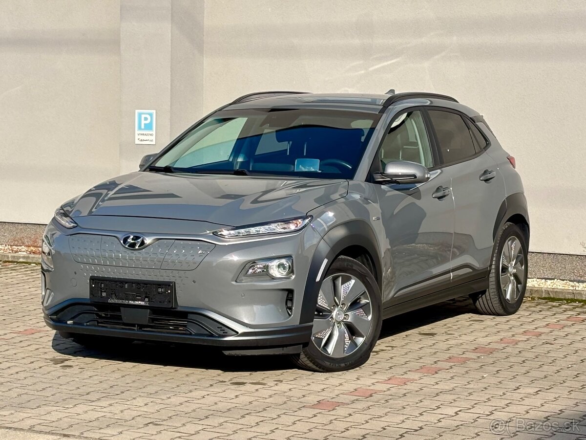 Hyundai Kona EV Premium 64kWh 150kW r.12/2019 1.maj odp.DPH