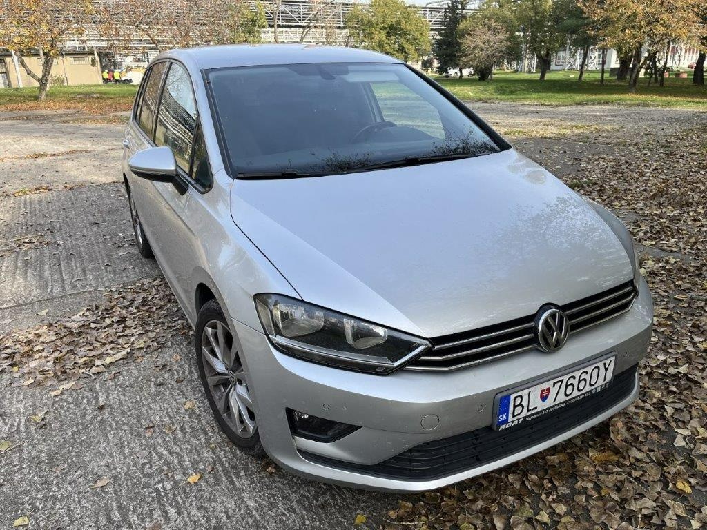 Predám Volkswagen Golf Sportsvan 1.2 TSI 6G BMT, 110k Comf.